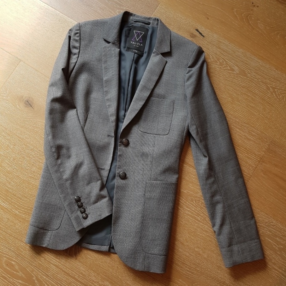 Talula Aritzia grey Exeter blazer